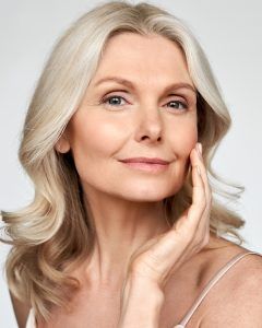 When is the Right Age to Have Facelift? | Beverly Hills